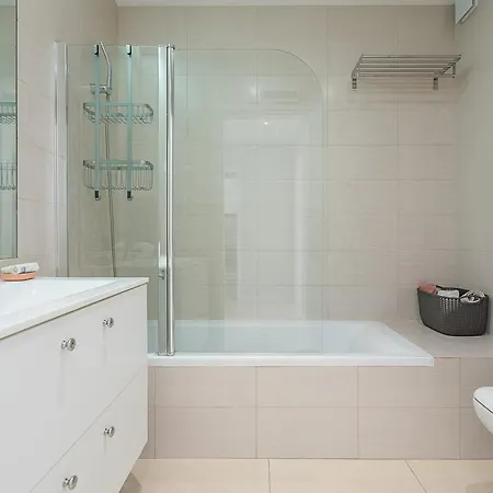 Διαμέρισμα Bright And Modern 2 Bed Guia (Faro)