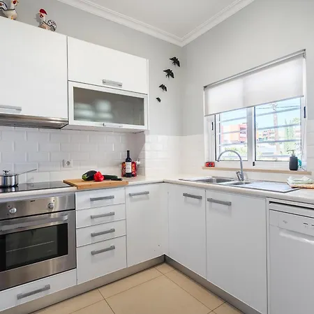 Apartment Bright And Modern 2 Bed