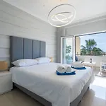 Bright And Modern 2 Bed Апартаменты